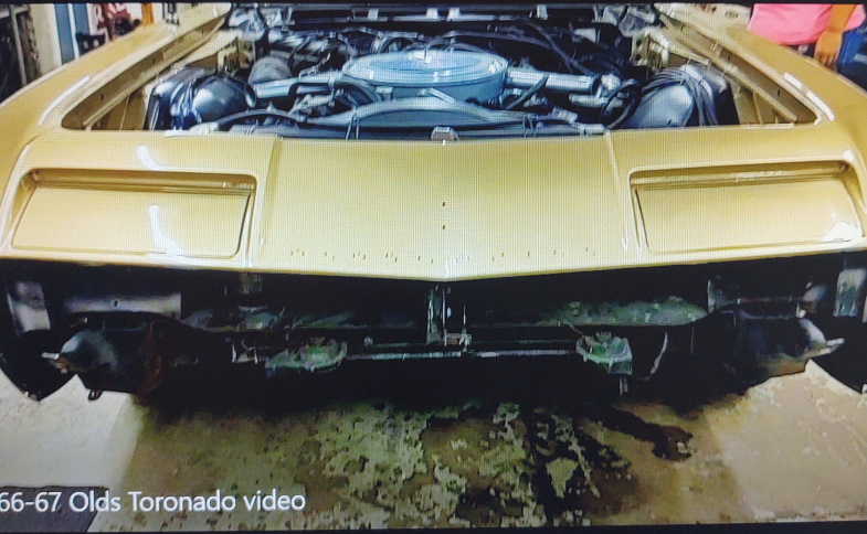 1966 -1967 Ford Toronado